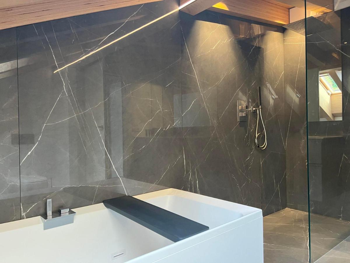 Luxury Lakefront Penthouse Лецено Екстериор снимка